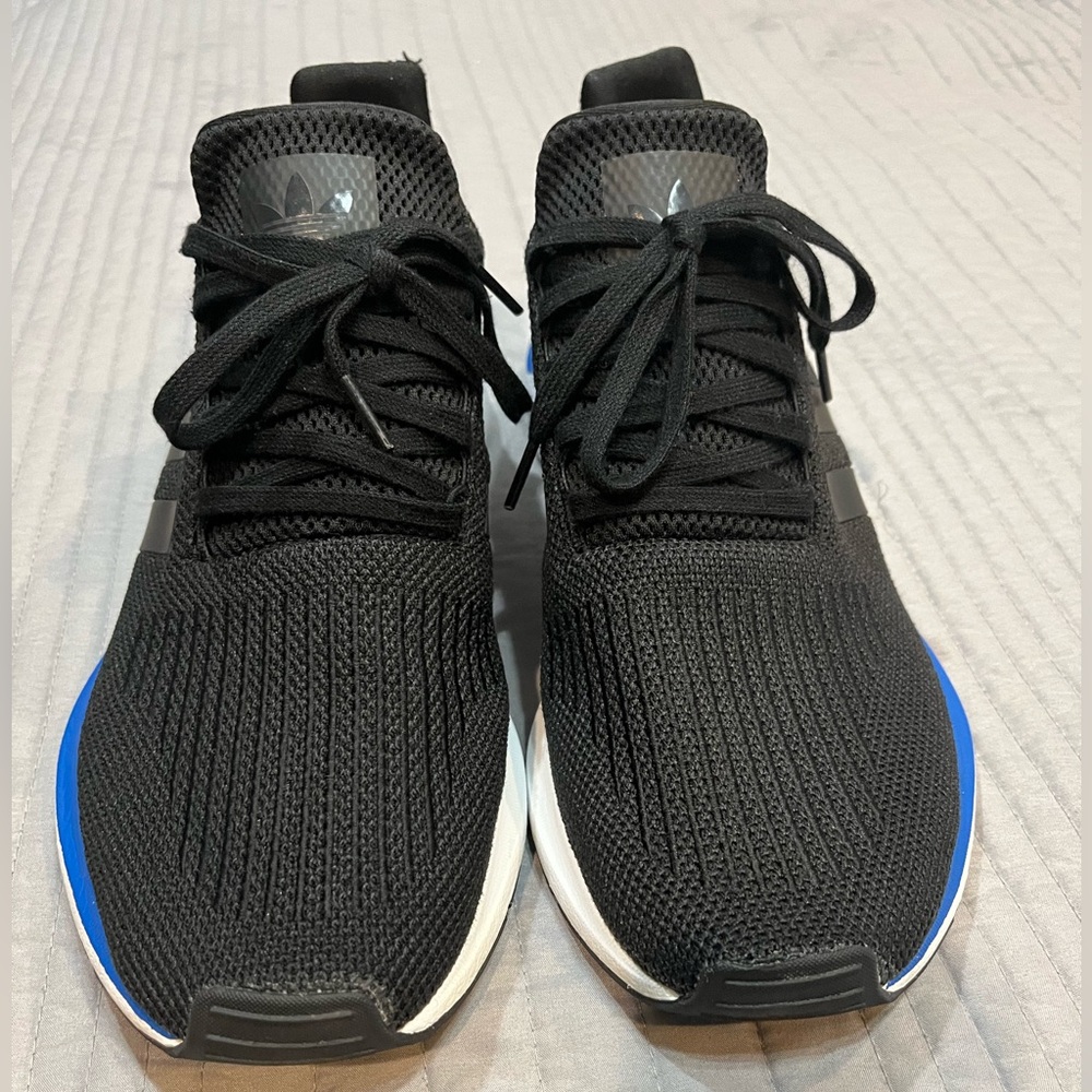 Mens ADIDAS Swift run EVA size 12